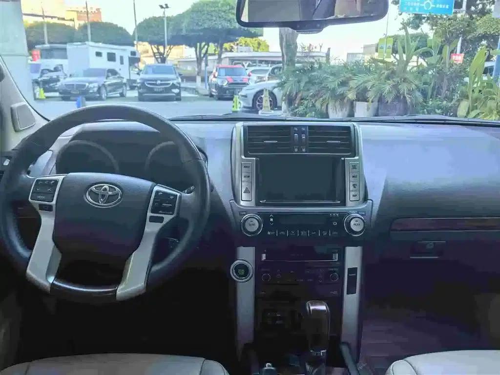 2010 Prado 4.0L Automatic VX NAVI — миниатюра 13