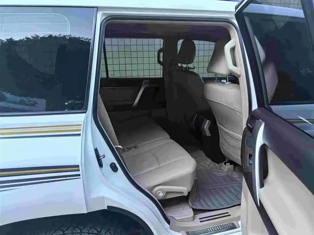 2010 Prado 4.0L Automatic VX NAVI — миниатюра 8