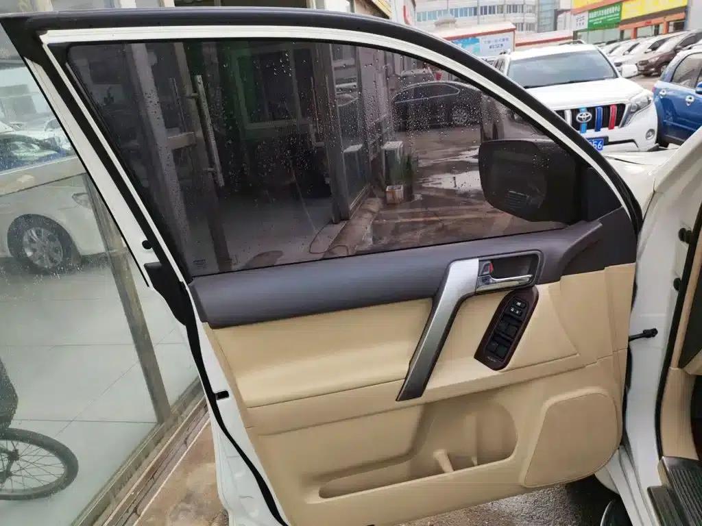 2016 Prado 3.5L Automatic TX-L — миниатюра 17