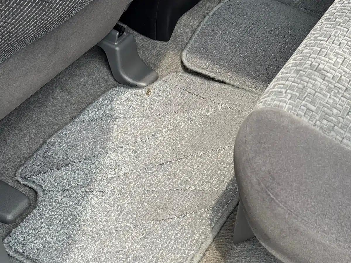 2004 Prado GX 2.7 Automatic (Imported) — миниатюра 21
