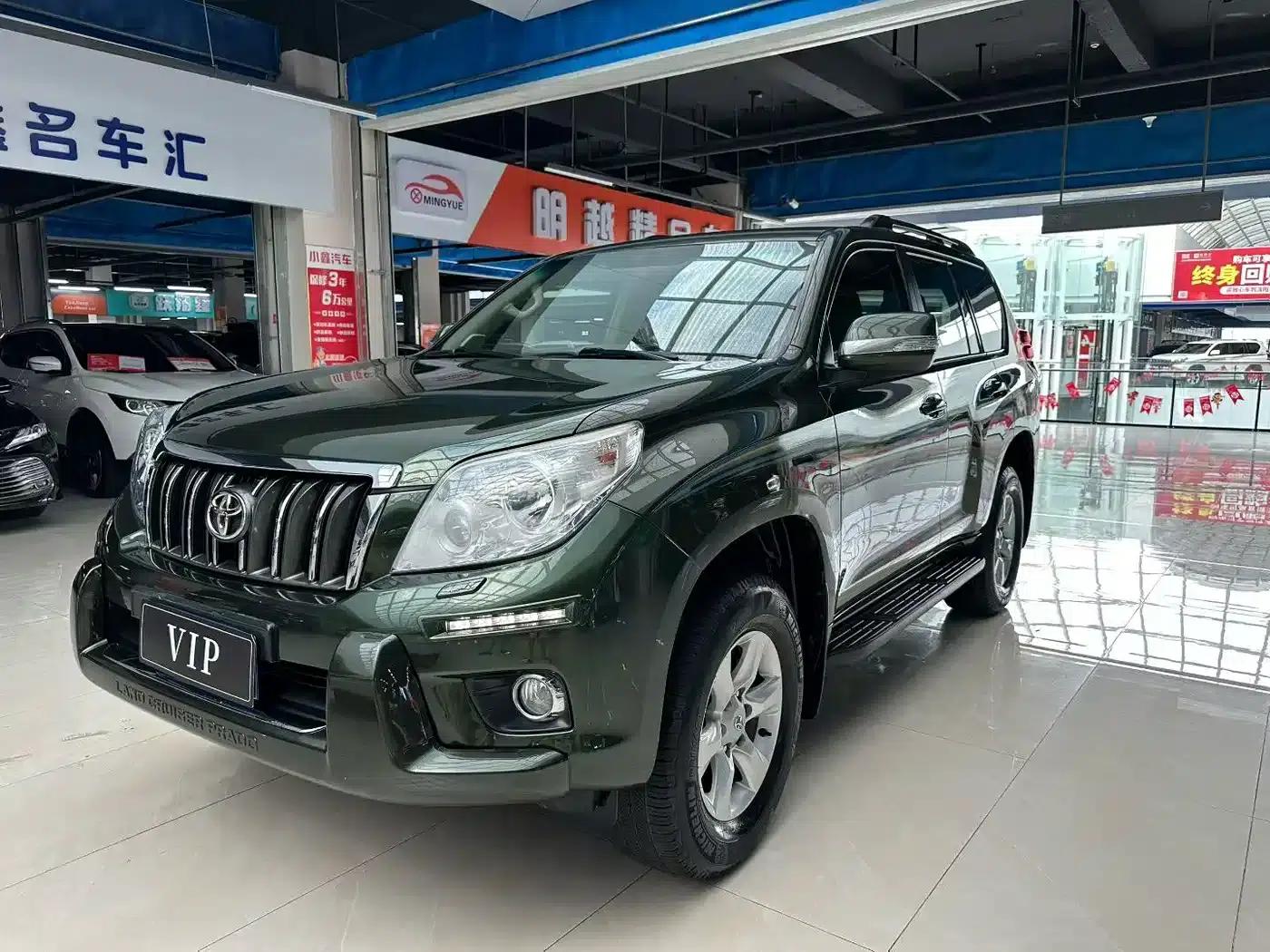 2010 Prado Imported Model 2.7L Automatic Luxury Edition — миниатюра 1