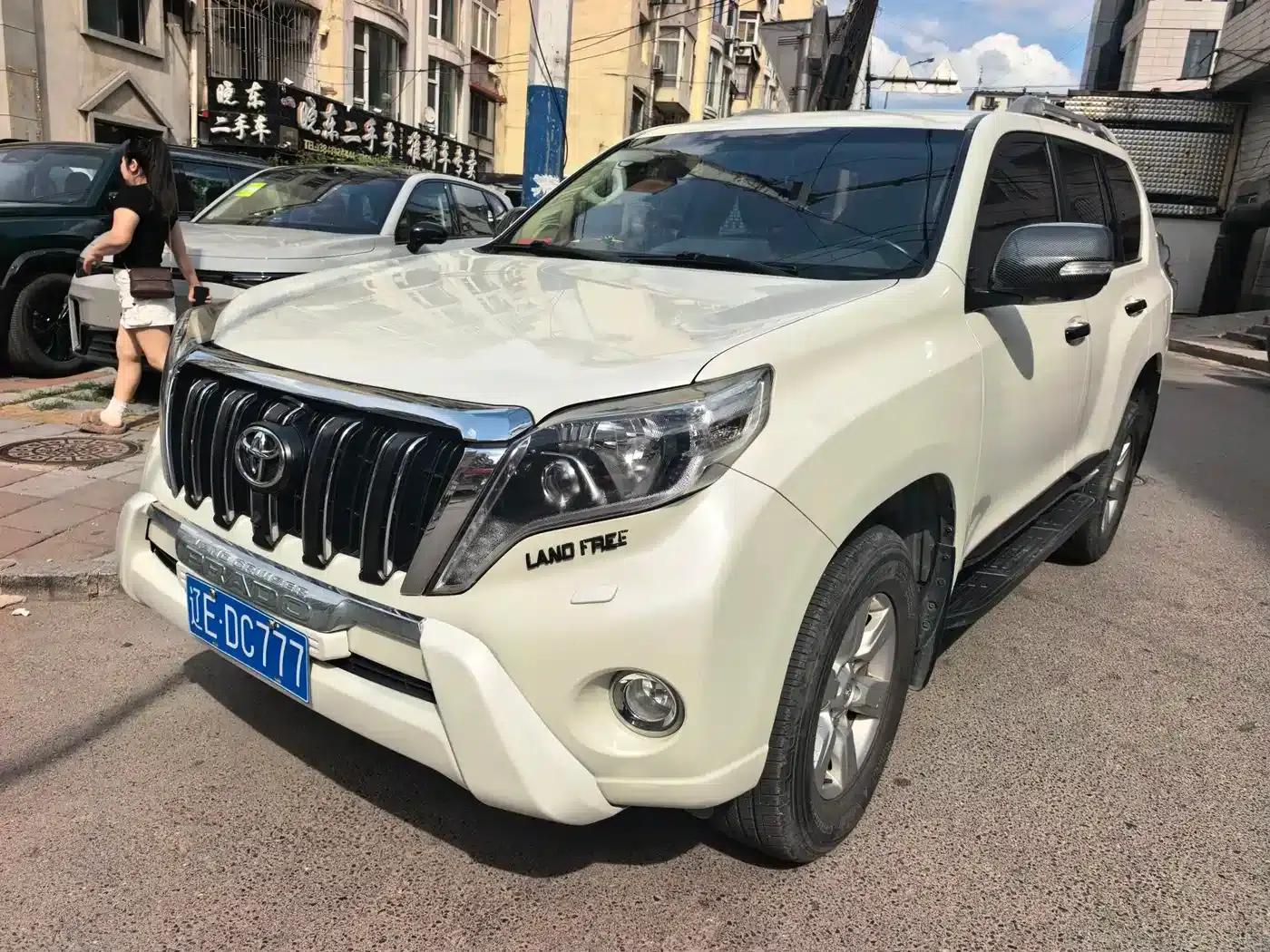 2014 Prado Imported Model 2.7L Automatic Luxury Edition — миниатюра 2