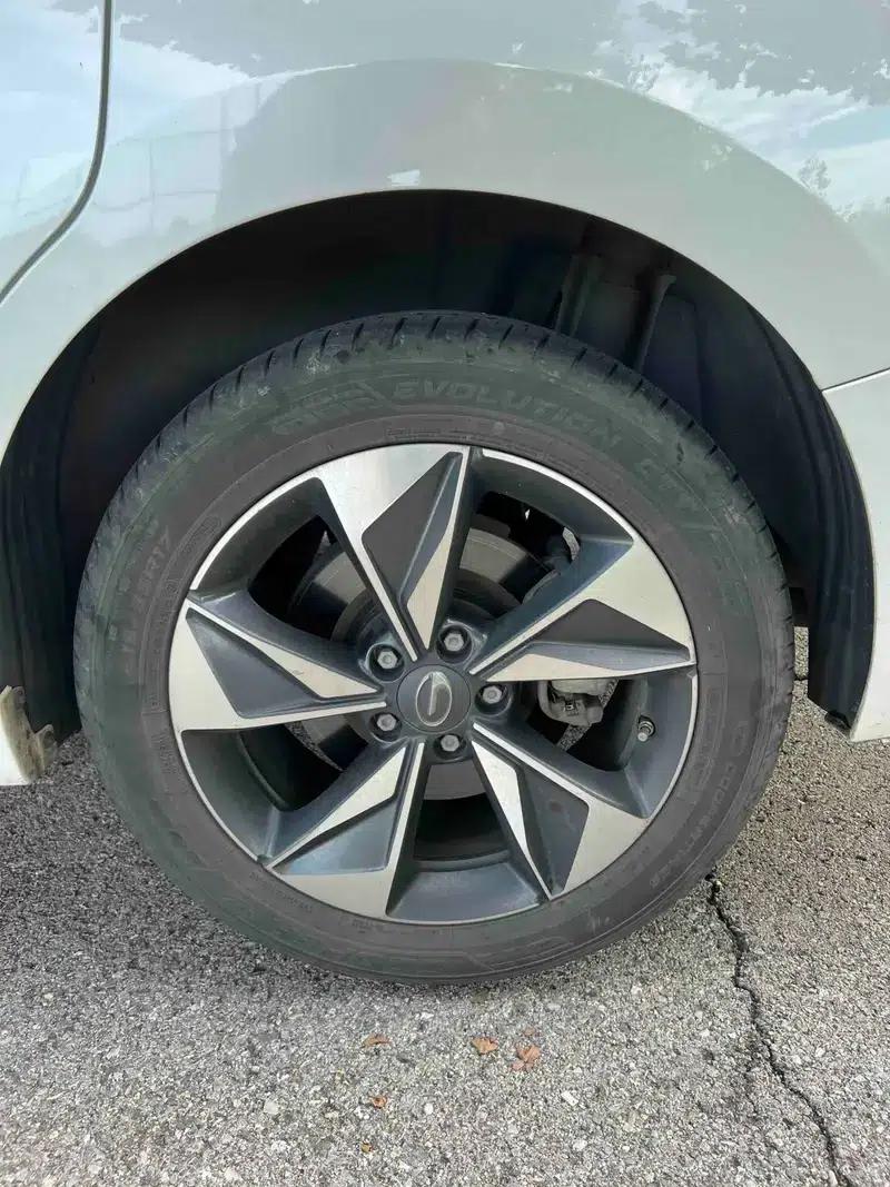 Trumpchi M6 2021 270T Automatic Luxury Edition 7-seater — миниатюра 6