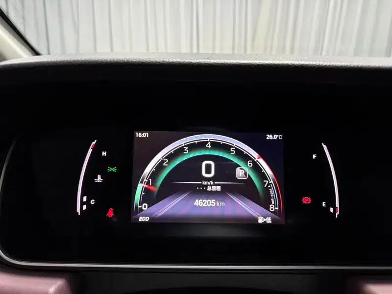Trumpchi M6 2021 Pro 270T Automatic Luxury Edition — миниатюра 12