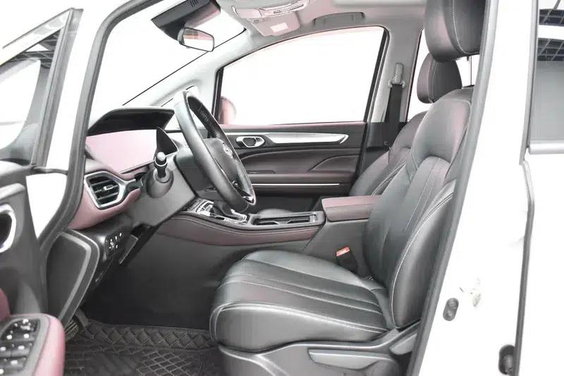 Trumpchi M6 2021 Pro 270T AT Luxury Edition — миниатюра 18