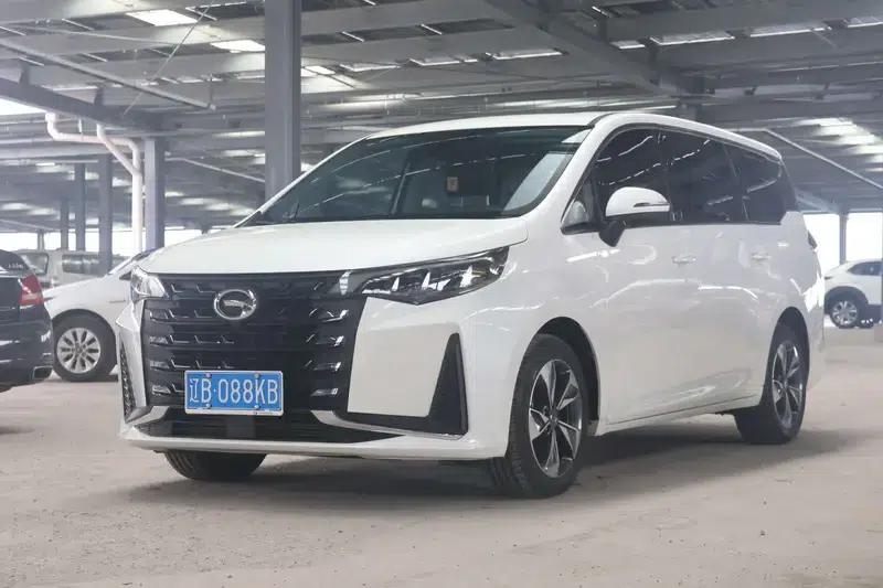 Trumpchi M6 2021 270T Automatic Luxury Edition 7-seater — миниатюра 1