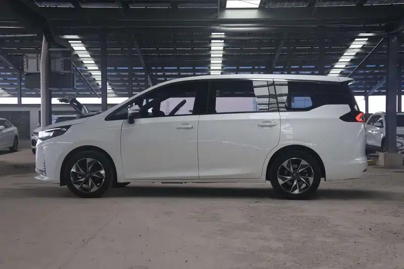Trumpchi M6 2021 270T Automatic Luxury Edition 7-seater — миниатюра 4