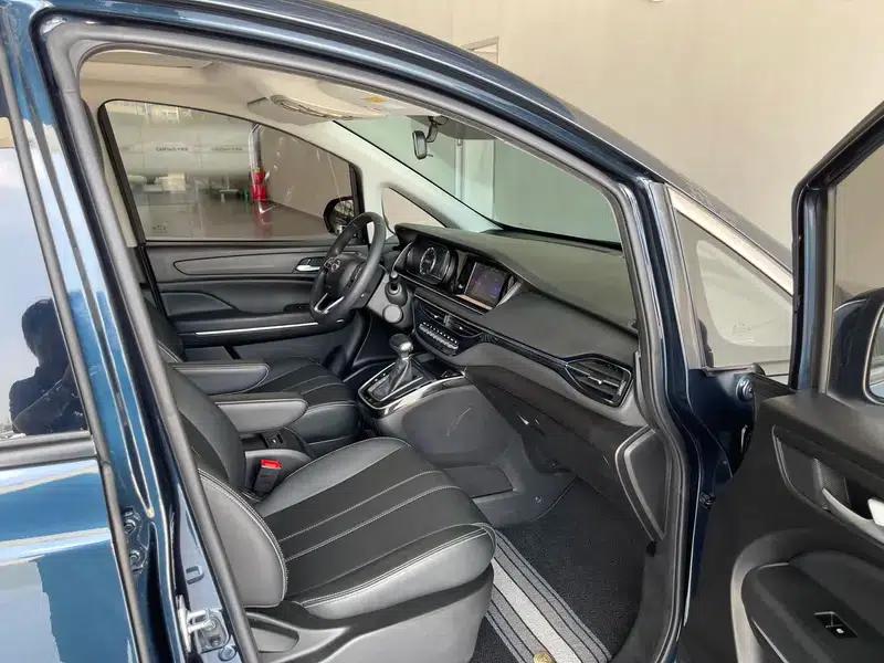 Trumpchi M6 2021 270T Automatic Luxury Edition 7-seater — миниатюра 32
