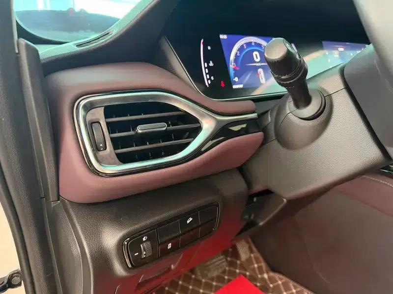Trumpchi M6 2023 PRO 270T WDCT Luxury Edition — миниатюра 13