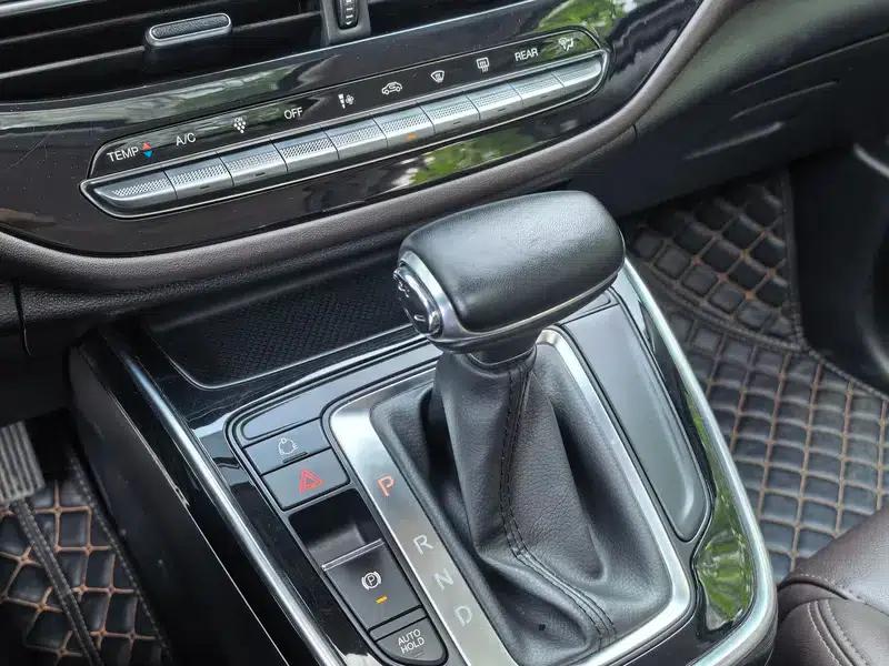 Trumpchi M6 2019 270T Automatic Luxury Edition 7-seater National VI Emission Standard — миниатюра 17