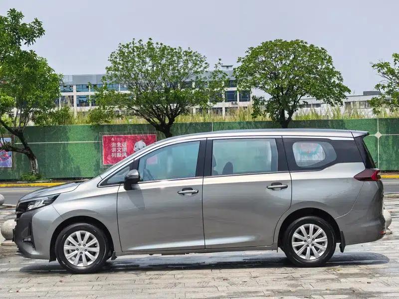 Trumpchi M6 2019 270T Automatic Luxury Edition 7-seater National VI Emission Standard — миниатюра 4