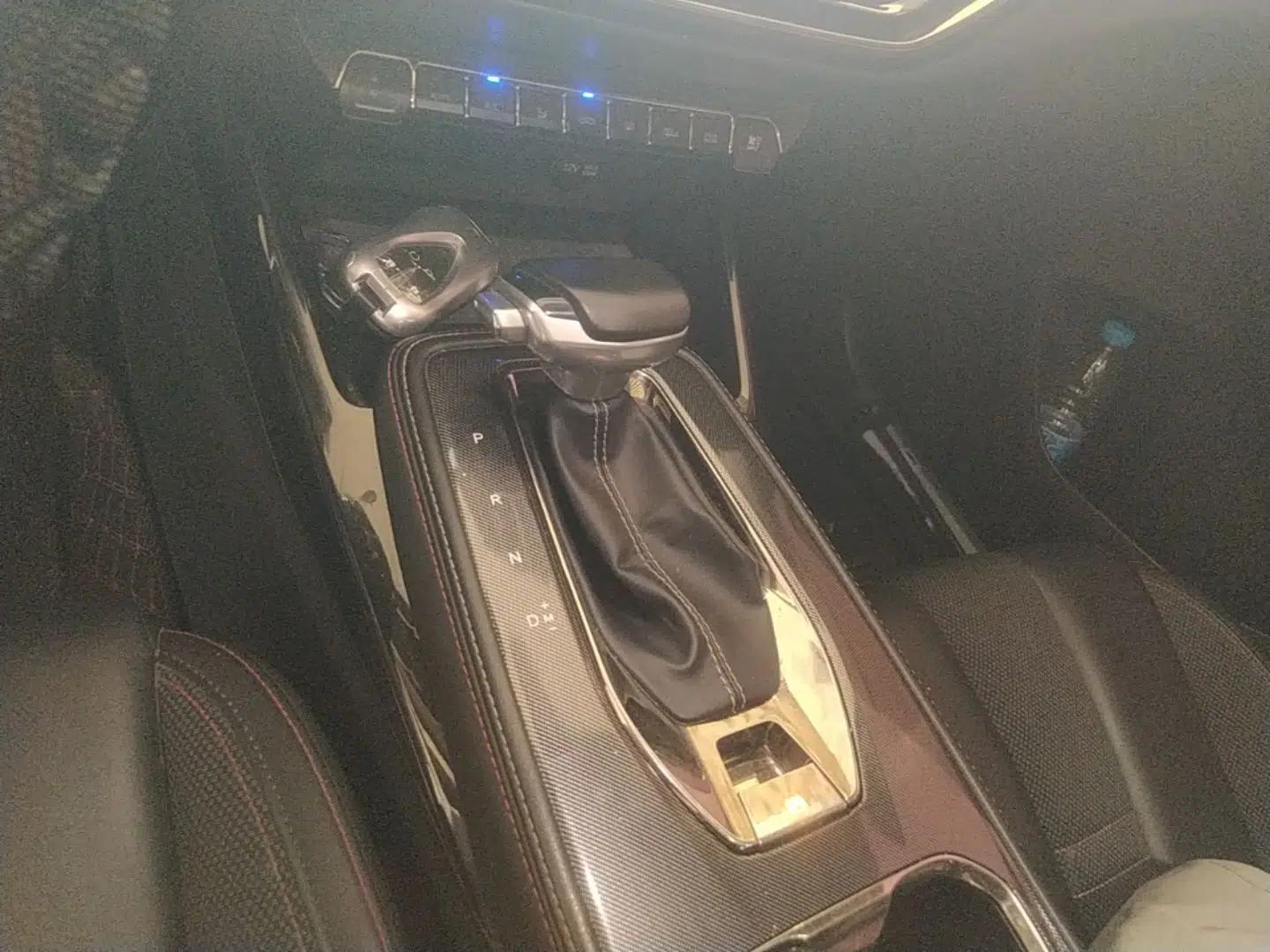 CHANGAN OSHAN X5 2021 1.6L CVT Luxury Model — миниатюра 16