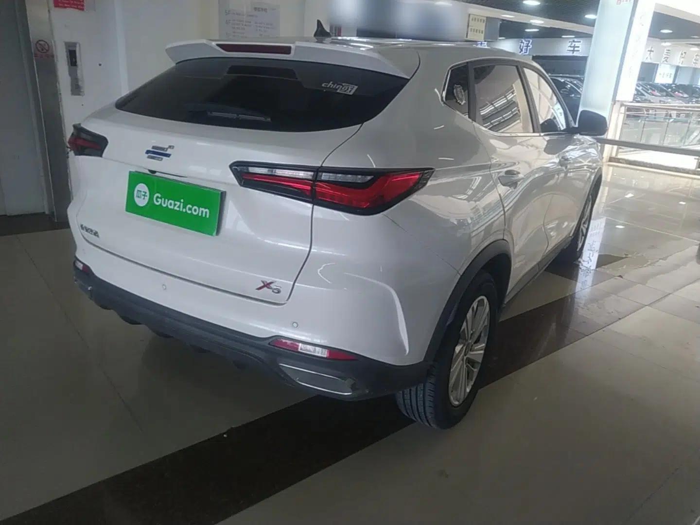 CHANGAN OSHAN X5 2021 1.6L CVT Luxury Model — миниатюра 6