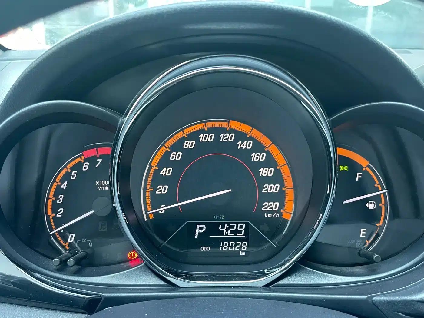 YARiS L 2022 Model YARiS X 1.5L CVT Luxury PLUS Edition — миниатюра 19