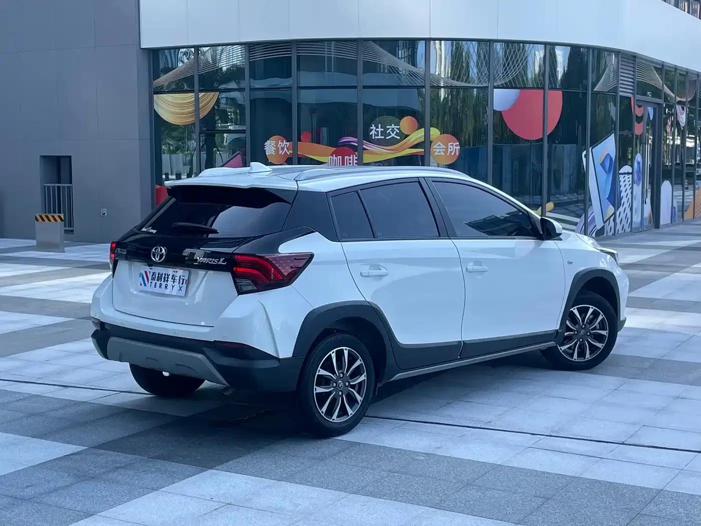 YARiS L 2022 Model YARiS X 1.5L CVT Luxury PLUS Edition — миниатюра 3