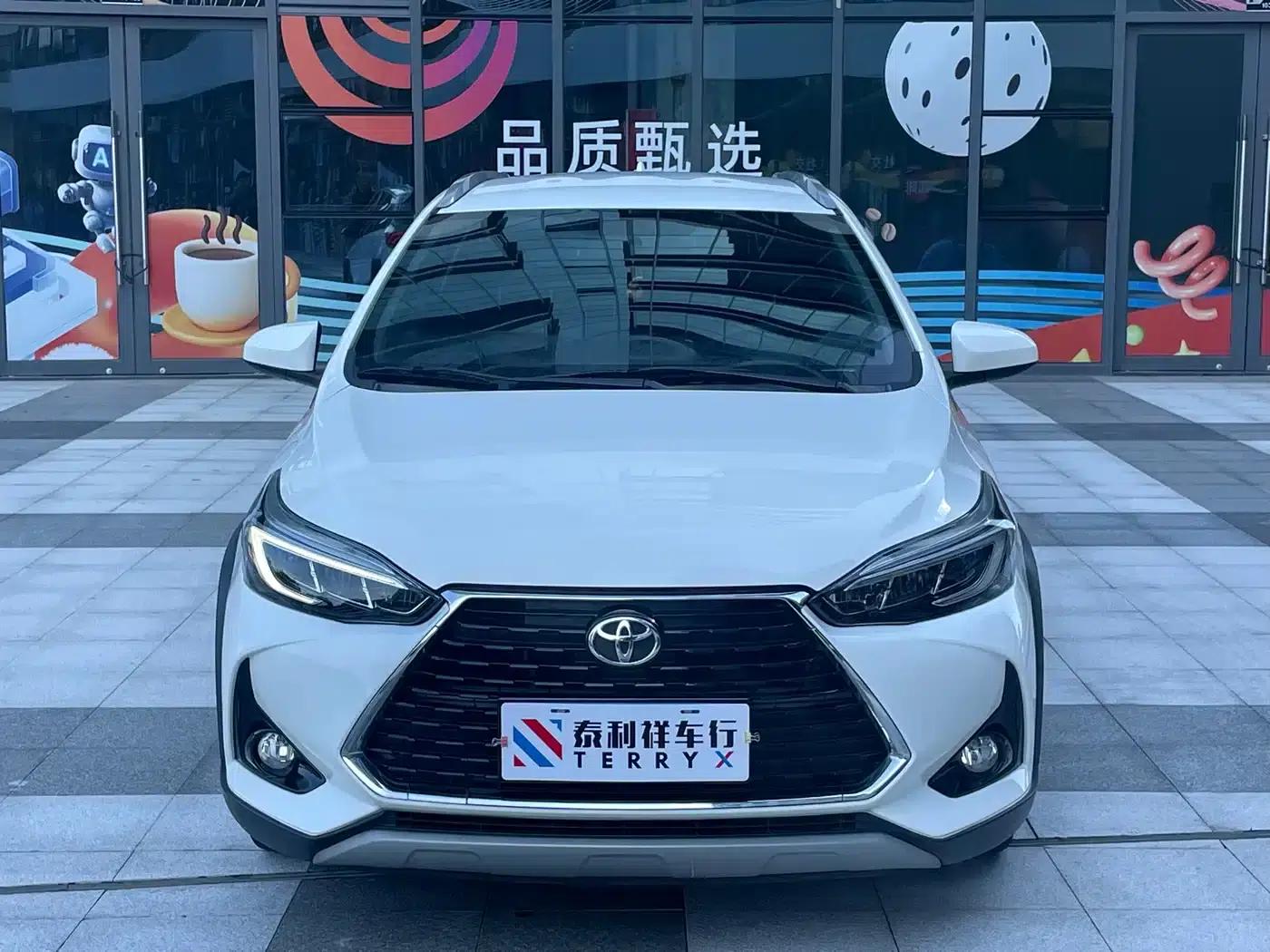 YARiS L 2022 Model YARiS X 1.5L CVT Luxury PLUS Edition — миниатюра 5