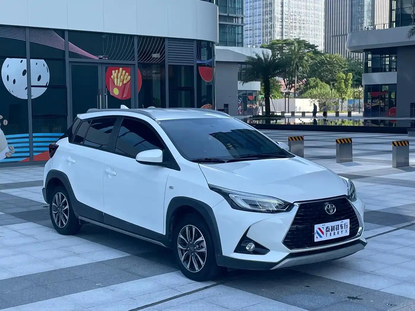 YARiS L 2022 Model YARiS X 1.5L CVT Luxury PLUS Edition — миниатюра 6