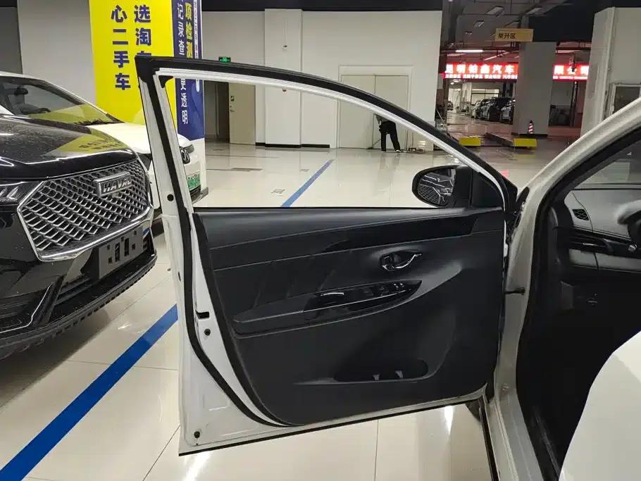 YARiS L 2021 Model YARiS X 1.5L CVT Luxury Edition — миниатюра 7