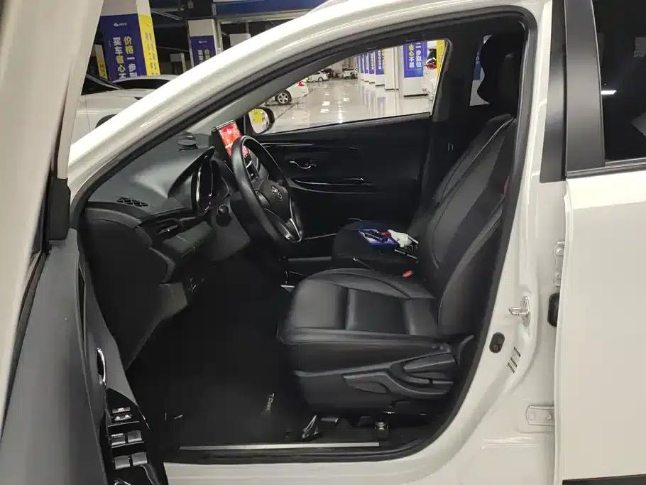 YARiS L 2021 Model YARiS X 1.5L CVT Luxury Edition — миниатюра 9