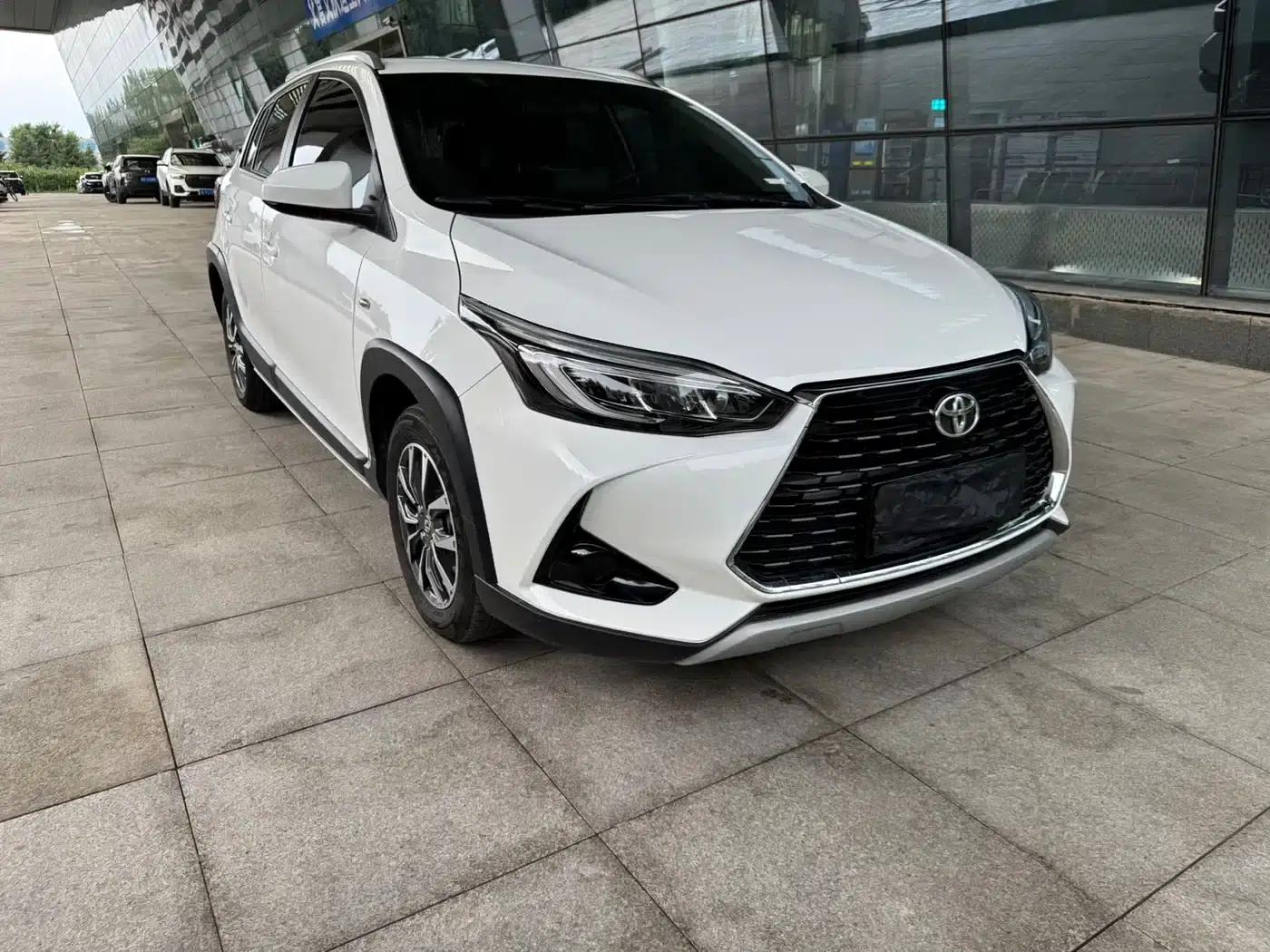 YARiS L 2022 Model YARiS X 1.5L CVT Luxury PLUS Edition — миниатюра 3