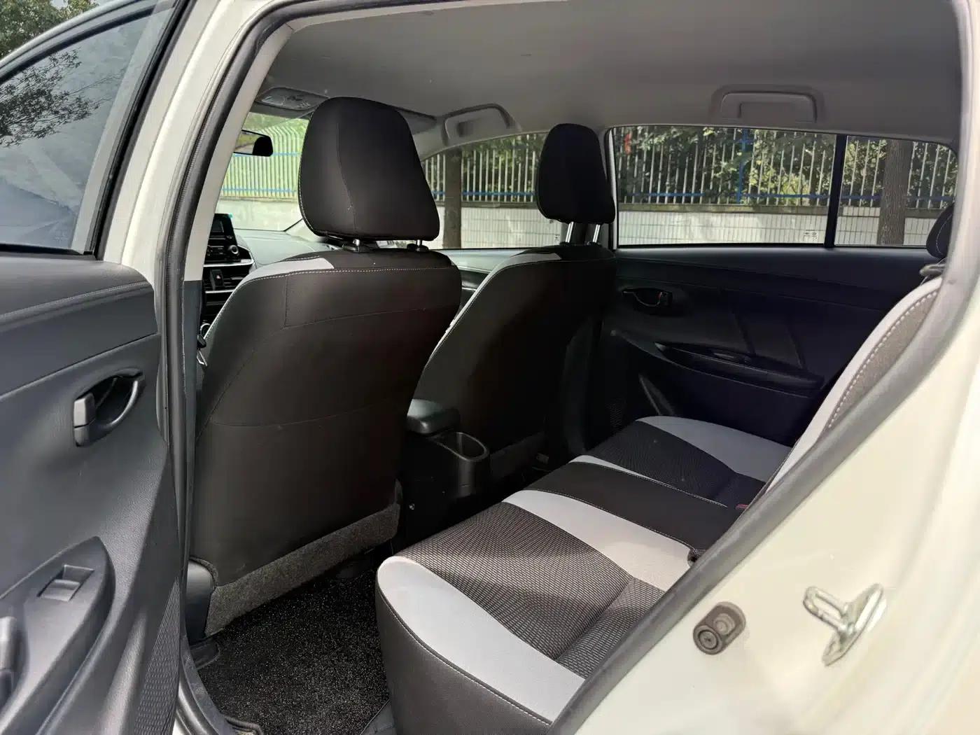 YARiS L Zhixuan 2021 1.5L CVT Leading Edition — миниатюра 8