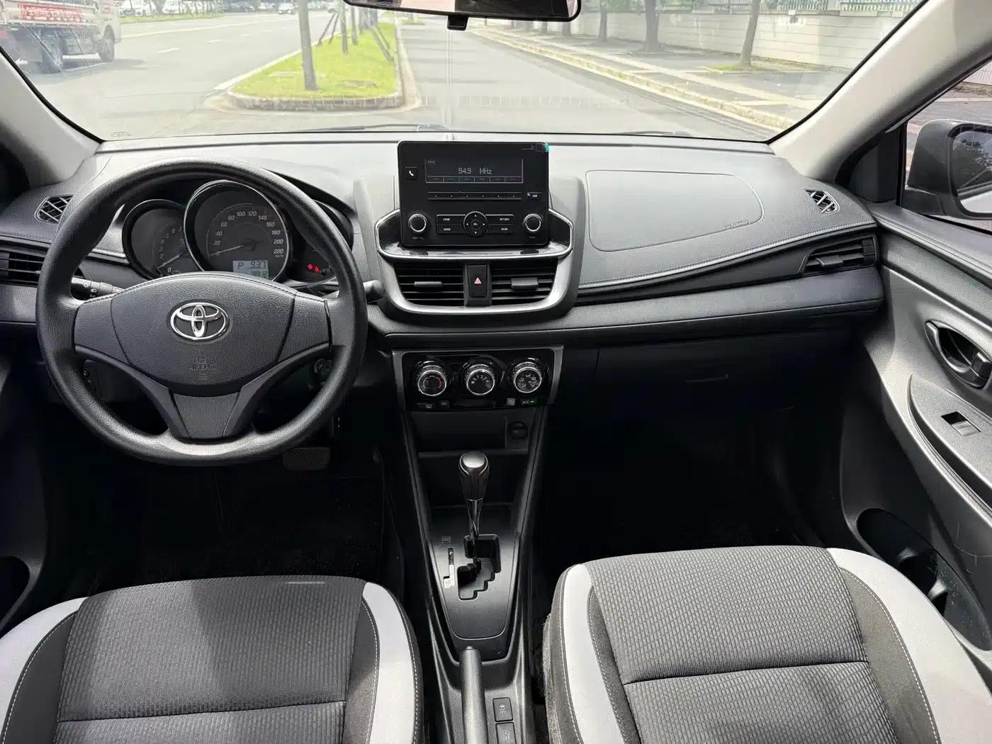 YARiS L Zhixuan 2021 1.5L CVT Leading Edition — миниатюра 9