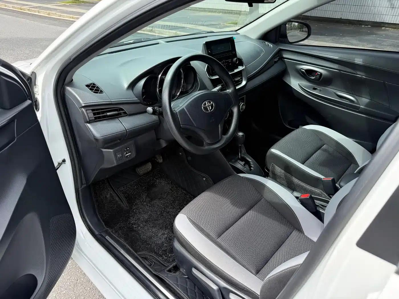 YARiS L Zhixuan 2021 1.5L CVT Leading Edition — миниатюра 10