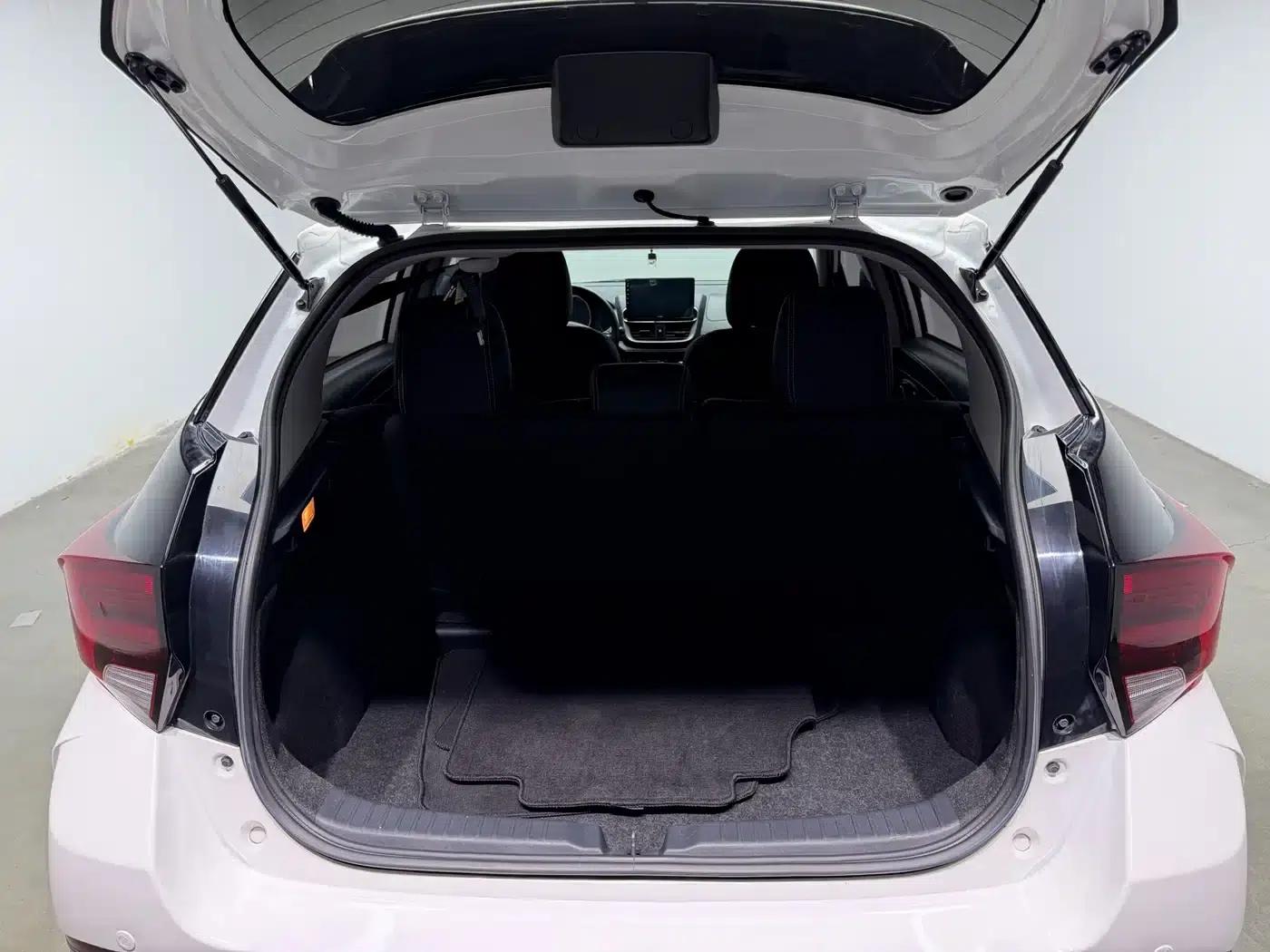 YARiS L 2022 Model YARiS X 1.5L CVT Leading PLUS Edition — миниатюра 17