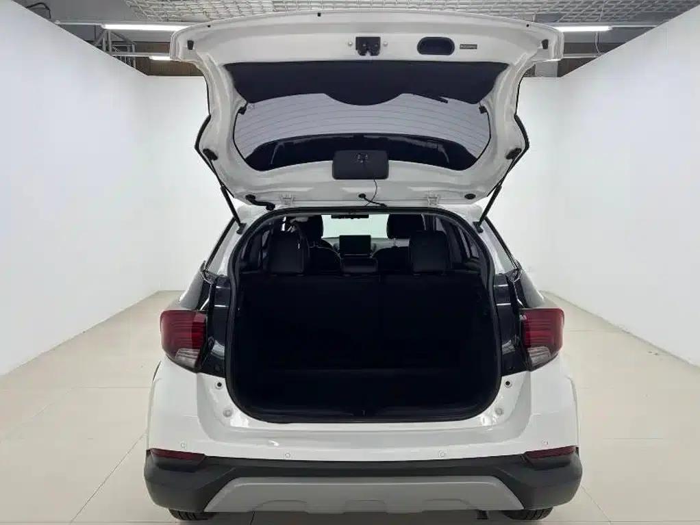 YARiS L 2022 Model YARiS X 1.5L CVT Leading PLUS Edition — миниатюра 8