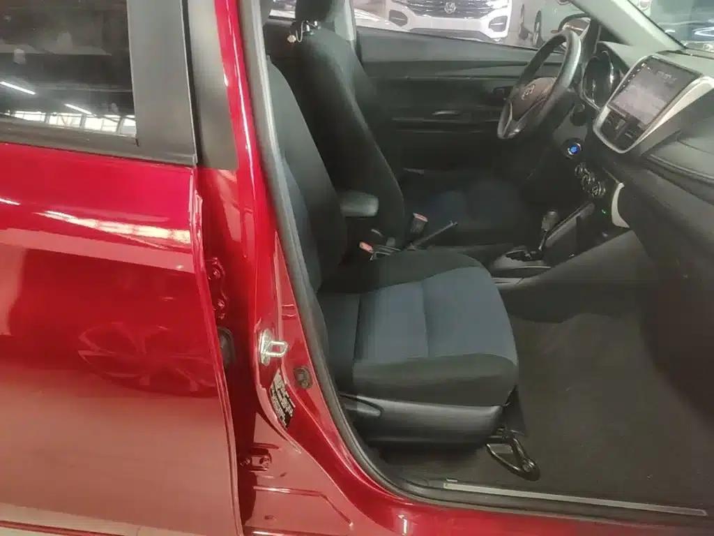 YARiS L Zhixuan 2016 Facelift 1.5E CVT Dynamic Edition — миниатюра 25