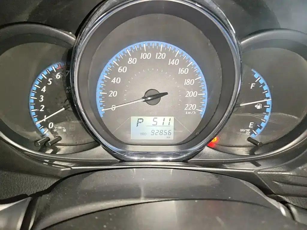 YARiS L Zhixuan 2016 Facelift 1.5E CVT Dynamic Edition — миниатюра 12