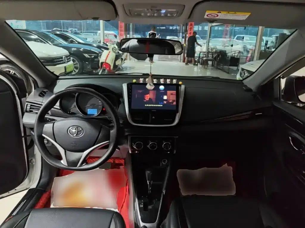 YARiS L 2021 Model YARiS X 1.5L CVT Luxury Edition — миниатюра 10