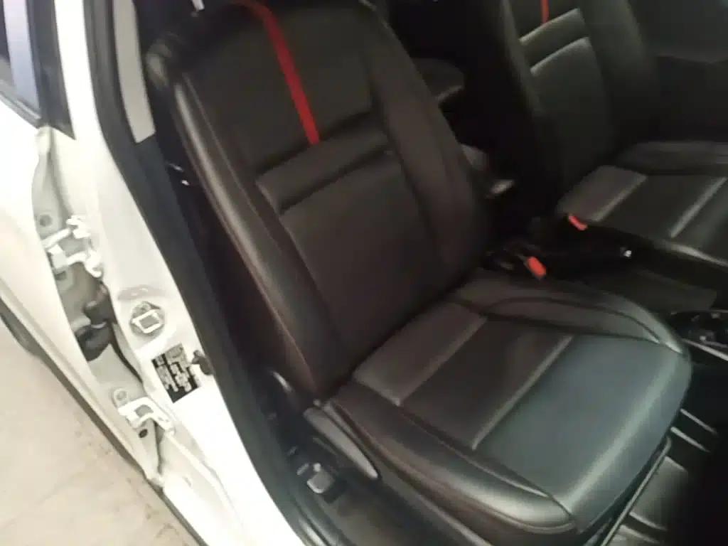 YARiS L 2020 Model YARiS X 1.5L CVT Luxury Edition — миниатюра 25