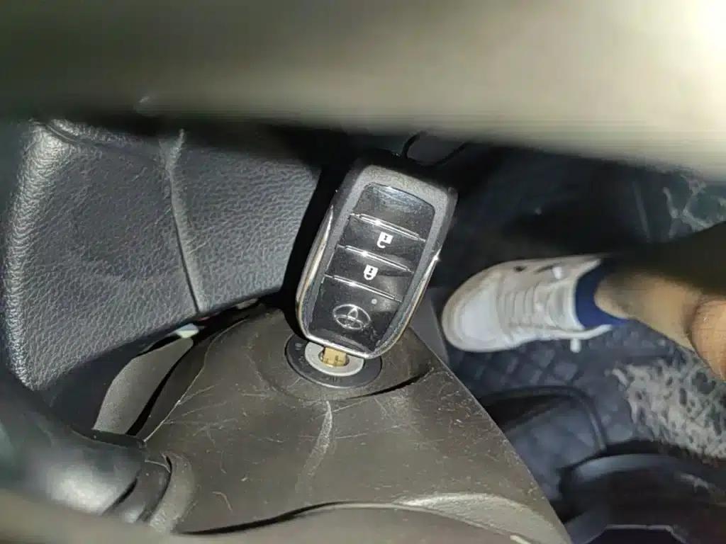 YARiS L Zhixuan 2015 1.5E Automatic Dynamic Edition — миниатюра 9