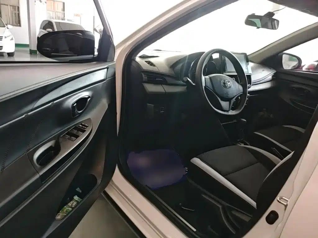 YARiS L 2021 Model YARiS X 1.5L CVT Leading Edition — миниатюра 16