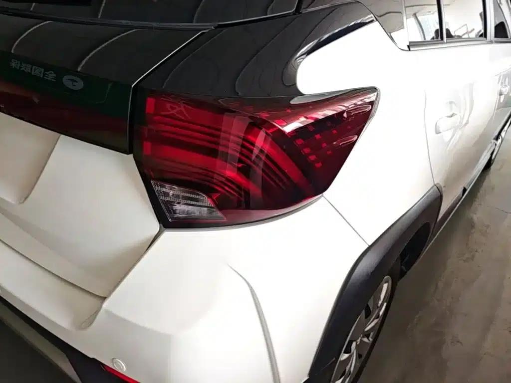 YARiS L 2021 Model YARiS X 1.5L CVT Leading Edition — миниатюра 8