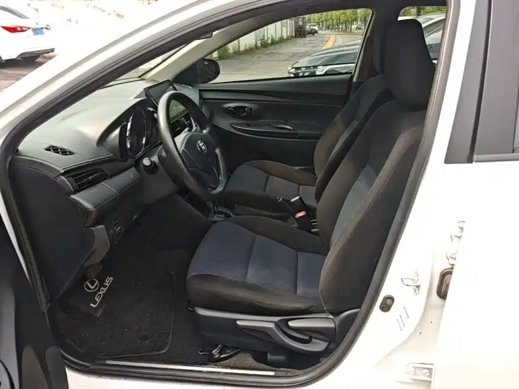 YARiS L Zhixuan 2016 Facelift 1.5E CVT Dynamic Edition — миниатюра 15