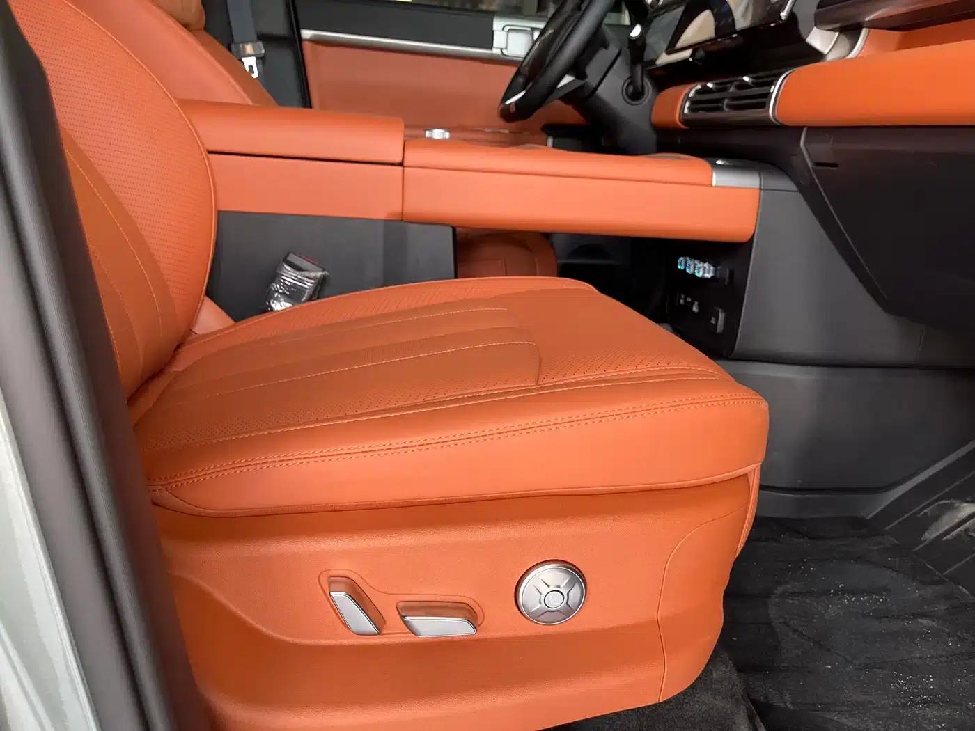 Titanium 7 2025 Model 190KM 4WD Ultra Edition — миниатюра 23
