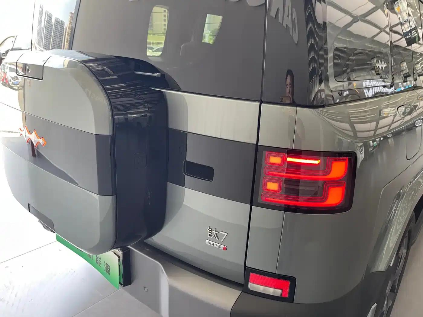 Titanium 7 2025 Model 190KM 4WD Ultra Edition — миниатюра 31