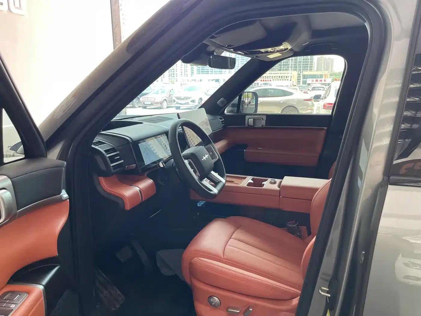 Titanium 7 2025 Model 190KM 4WD Ultra Edition — миниатюра 7