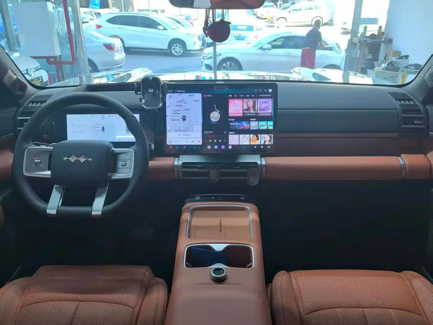 Titanium 7 2025 190KM AWD Max Edition — миниатюра 9