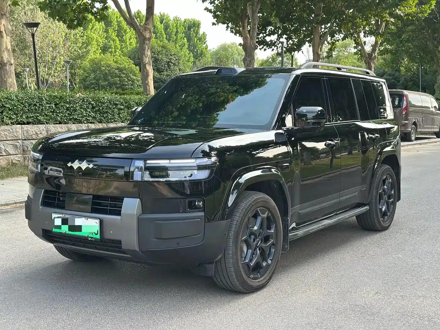 Titanium 7 2025 Model 190KM 4WD Ultra Edition — миниатюра 7
