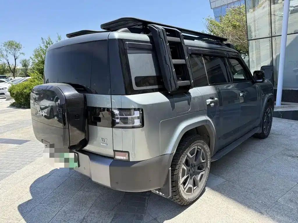 Titanium 7 2025 Model 200KM 2WD Max Edition — миниатюра 6