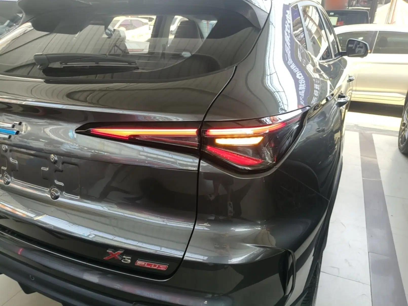 CHANGAN OSHAN X5 PLUS 2023 1.5T DCT Excellence Edition — миниатюра 9