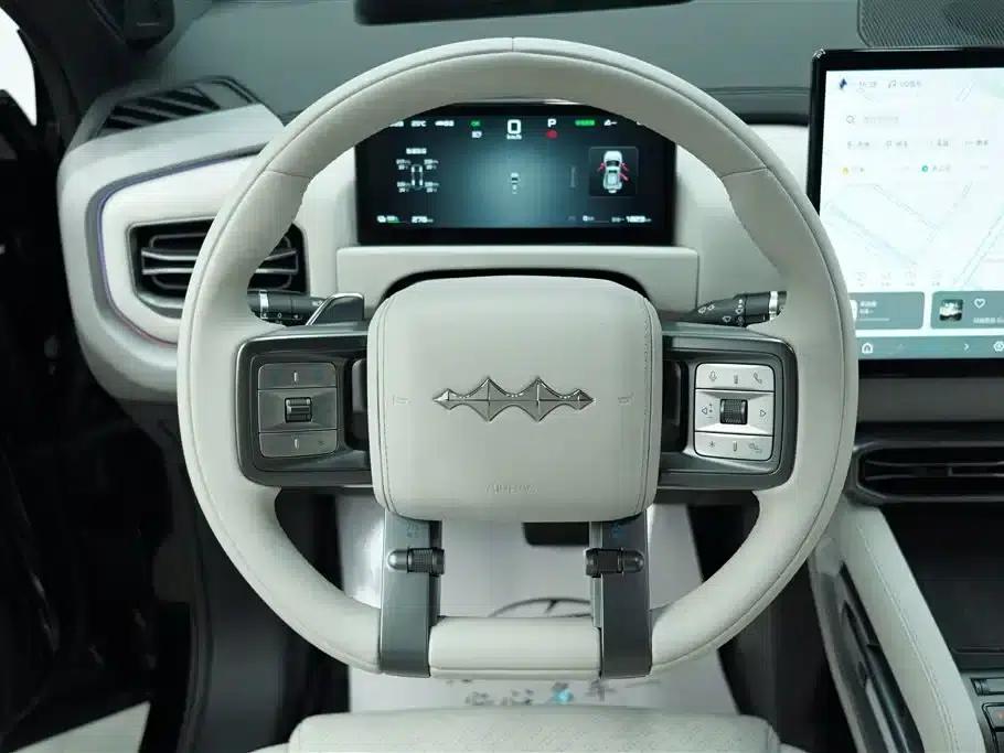 Titanium 3 2025 Model 501KM AWD Drone Edition — миниатюра 16