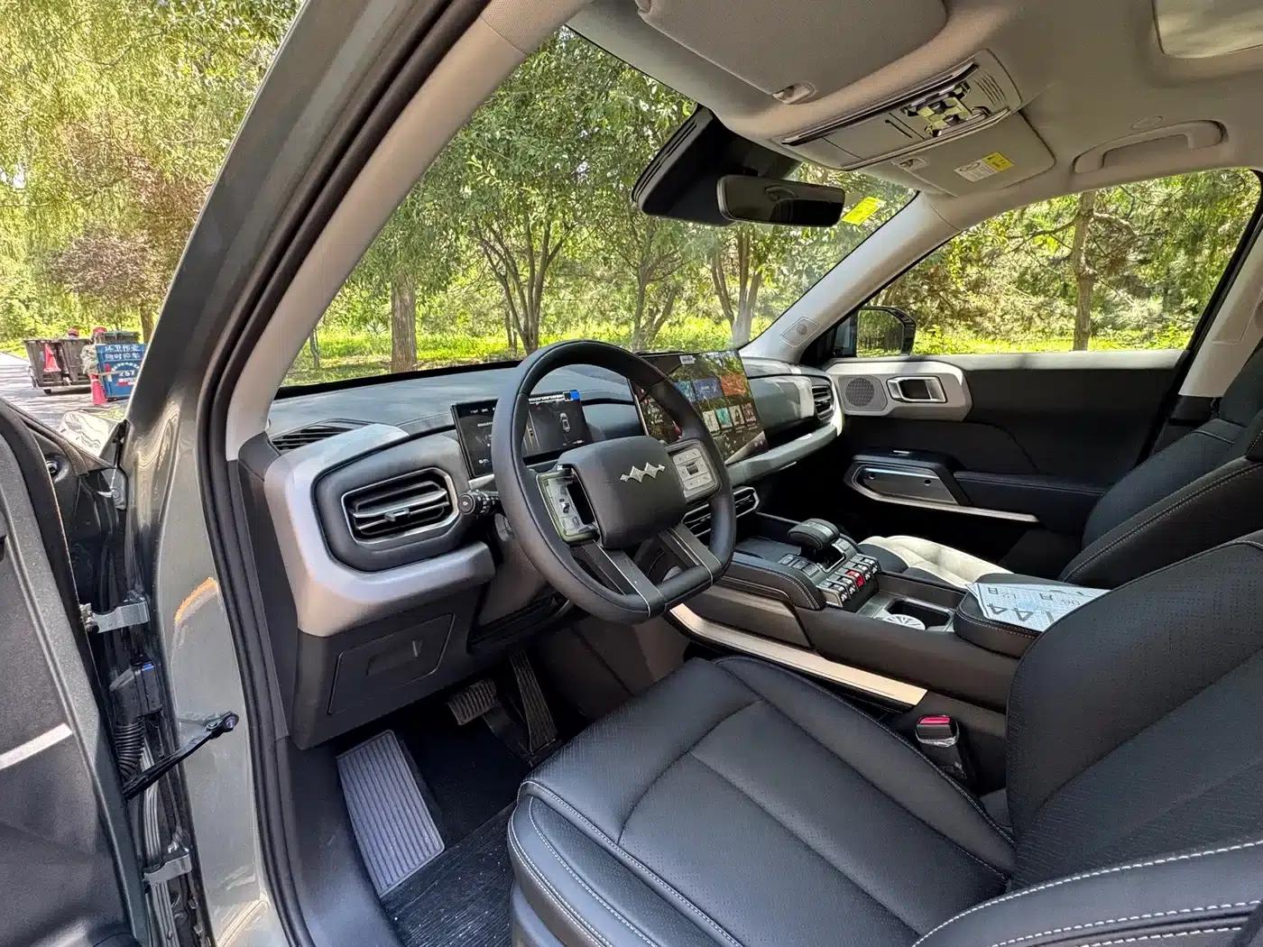 Titanium 3 2025 Model 501KM Rear-Wheel Drive Max Edition — миниатюра 11