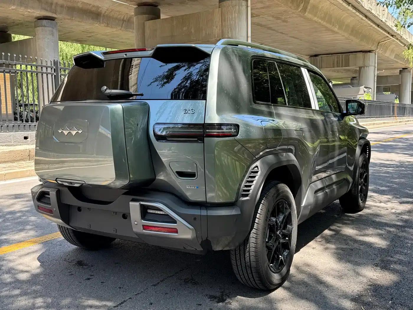 Titanium 3 2025 Model 501KM Rear-Wheel Drive Max Edition — миниатюра 7