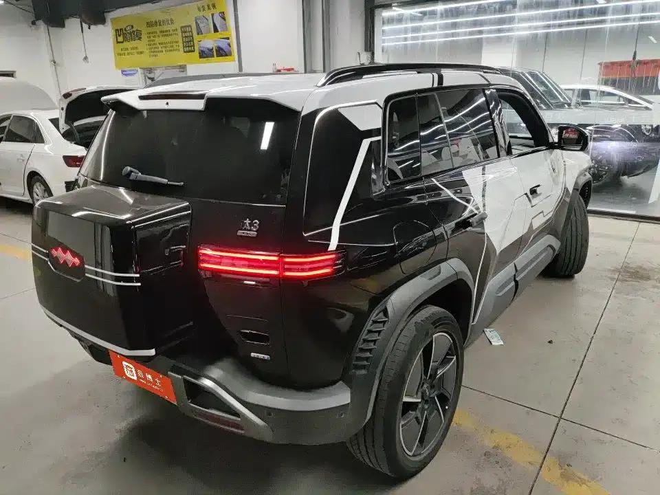 Titanium 3 2025 Model 501KM AWD Ultra Edition — миниатюра 4