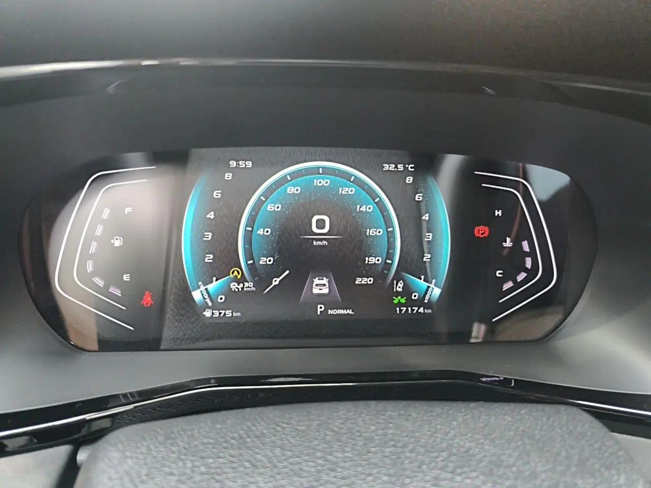 CHANGAN OSHAN X7 PLUS 2022 1.5T Blue Whale Edition Automatic ZhiZun Model — миниатюра 11