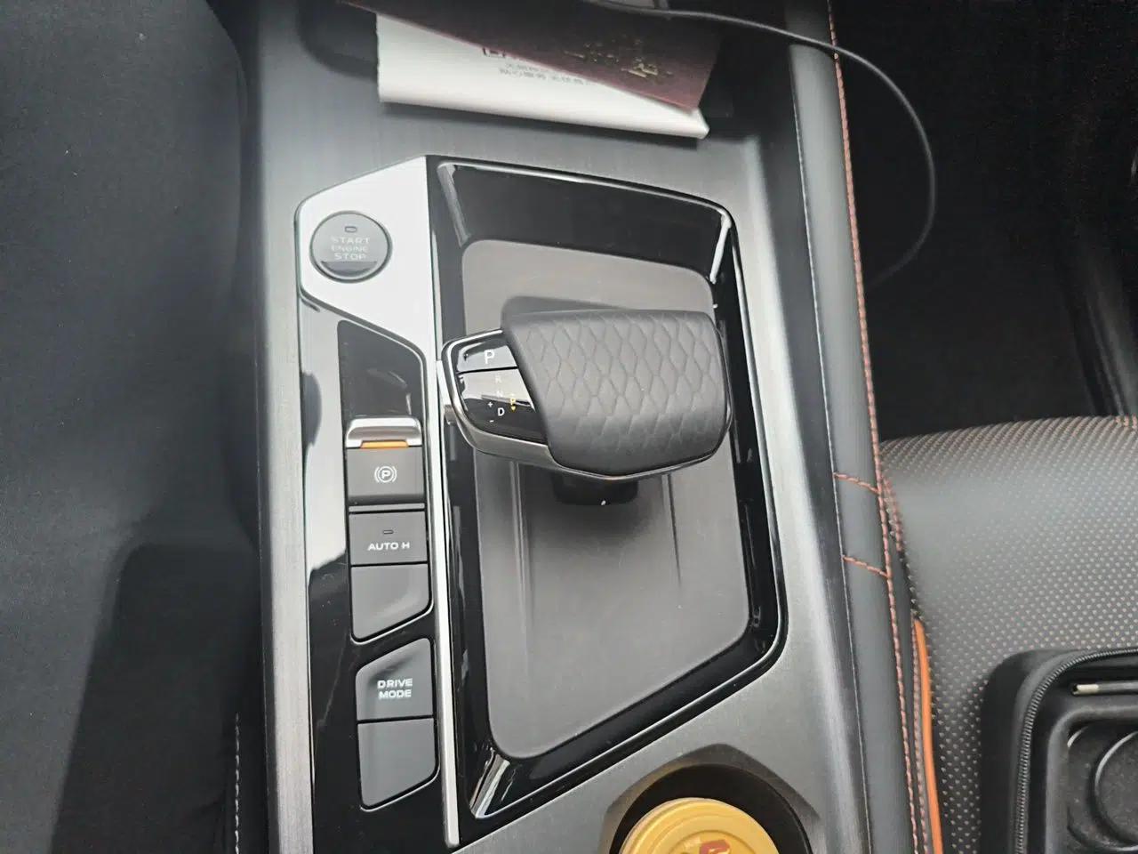 CHANGAN OSHAN X7 PLUS 2022 1.5T Blue Whale Edition Automatic ZhiZun Model — миниатюра 14